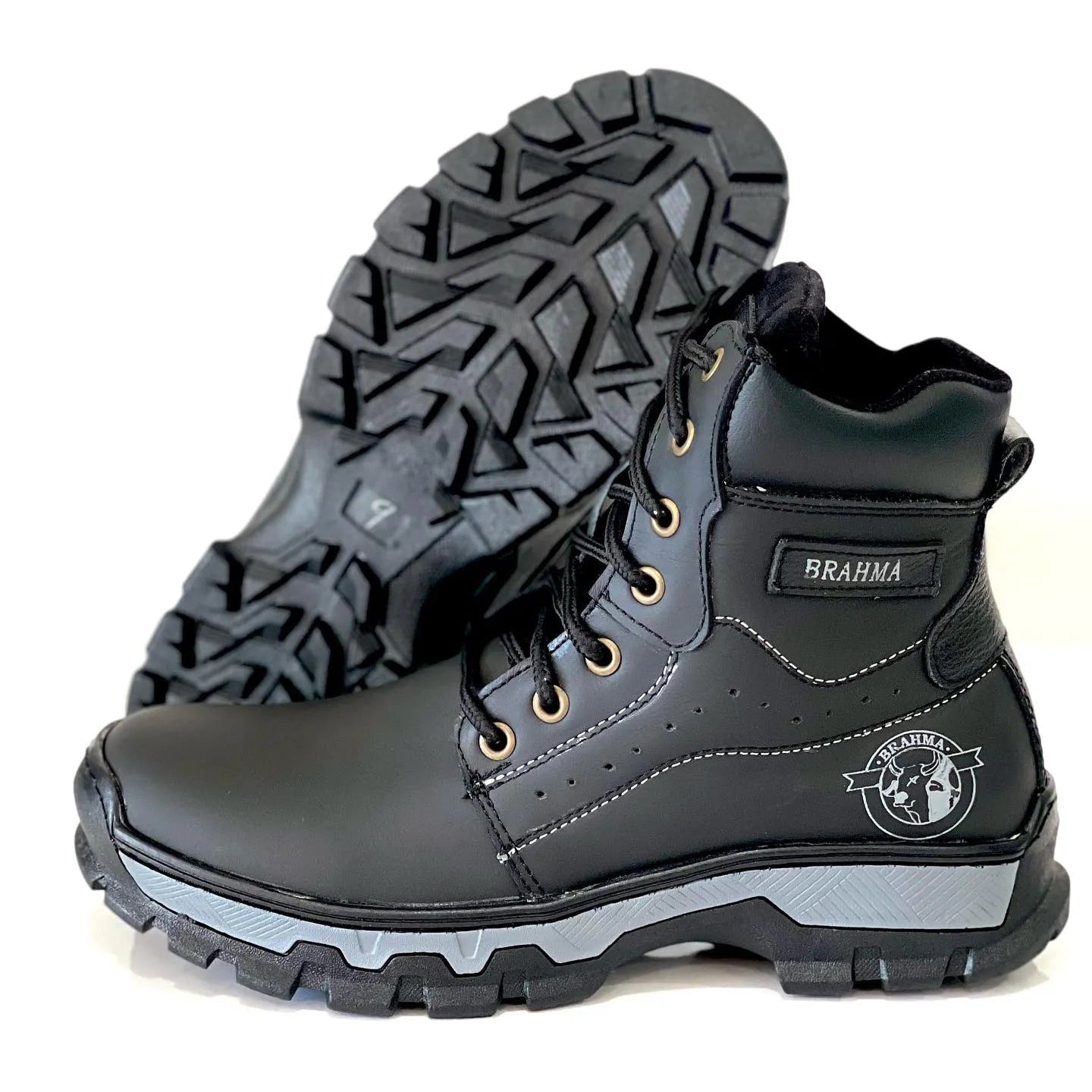 Botas Leather 2.0: Fuerza y Estilo en Cada Paso