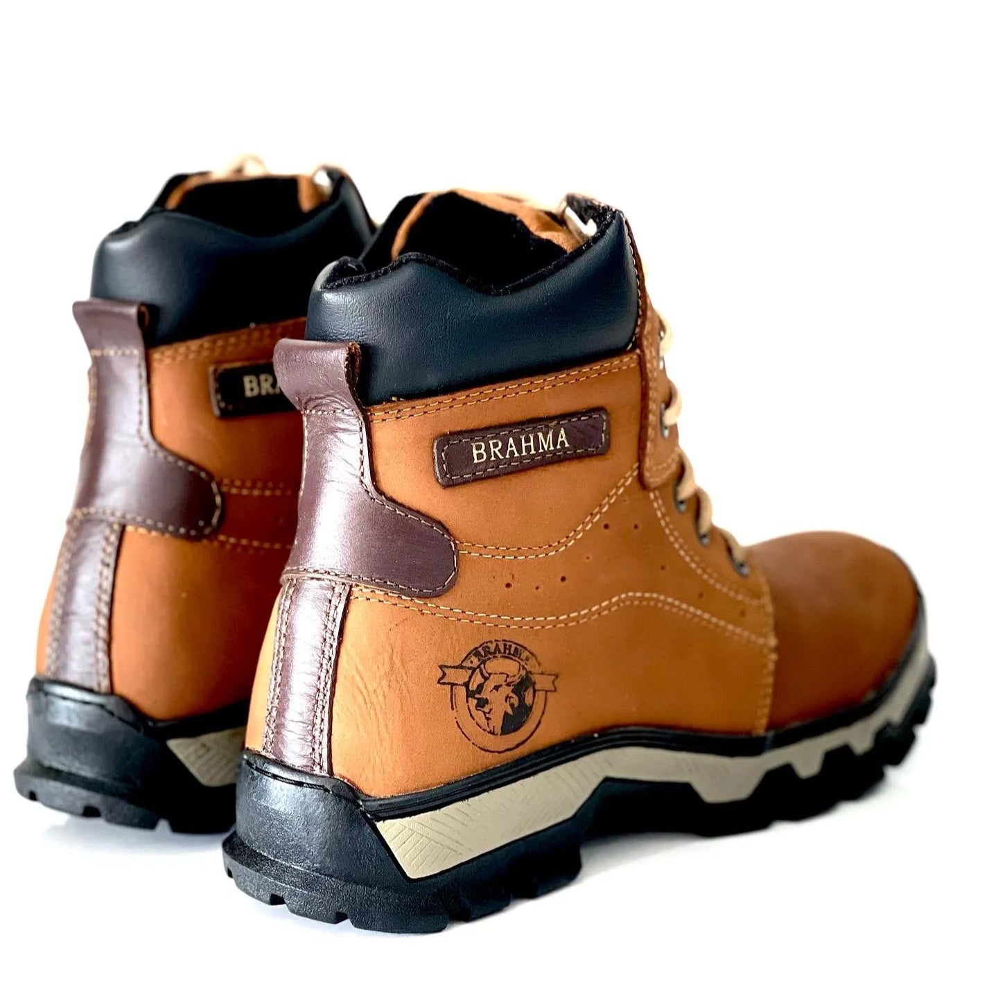 Botas Leather 2.0: Fuerza y Estilo en Cada Paso